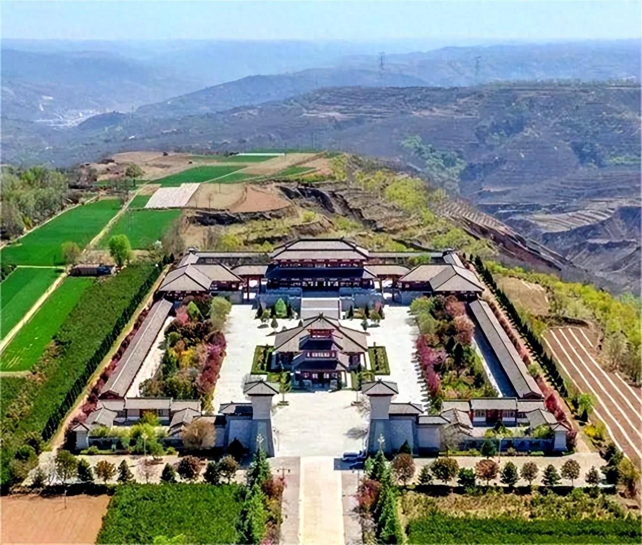 平?jīng)鍪徐`臺縣皇甫謐文化園景區(qū)獲評第四批“甘肅省社會科學(xué)普及示范基地”